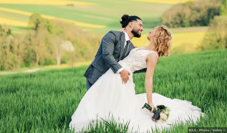 Le mariage de Robin et Aurélia à Rosny-sur-Seine, Yvelines