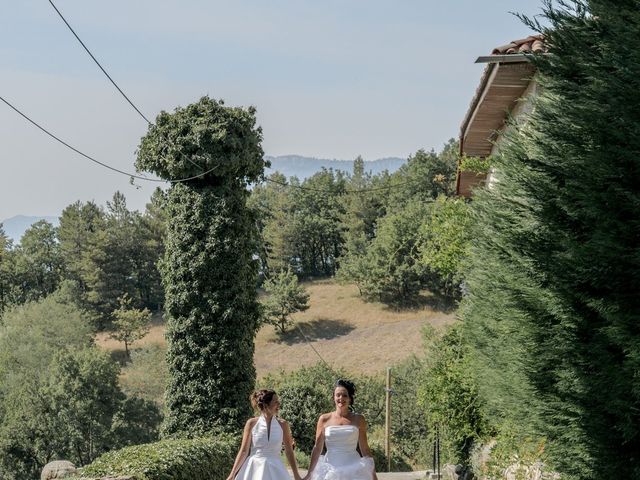 Le mariage de Jennyfer et Caroline à Grenoble, Isère 22