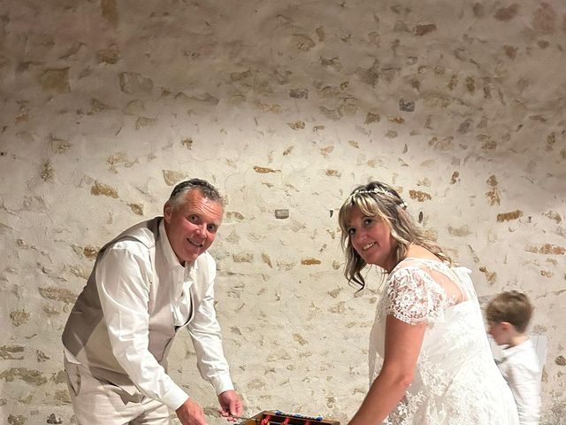 Le mariage de  Laurent et Celine à Festigny, Yonne 4