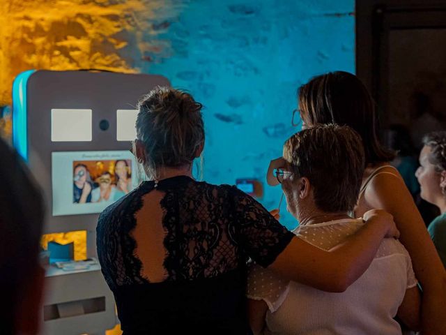 Le mariage de  Laurent et Celine à Festigny, Yonne 23