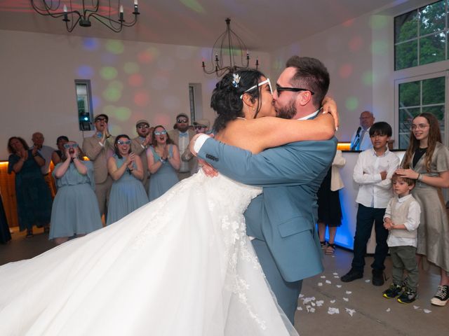 Le mariage de Thomas et Ema à La Ferté-Saint-Aubin, Loiret 54