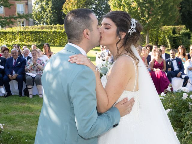 Le mariage de Fabien et Flora à Saint Léger en Bray, Oise 26