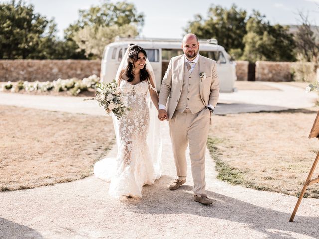 Le mariage de Yann et Sophia à Sault, Vaucluse 2