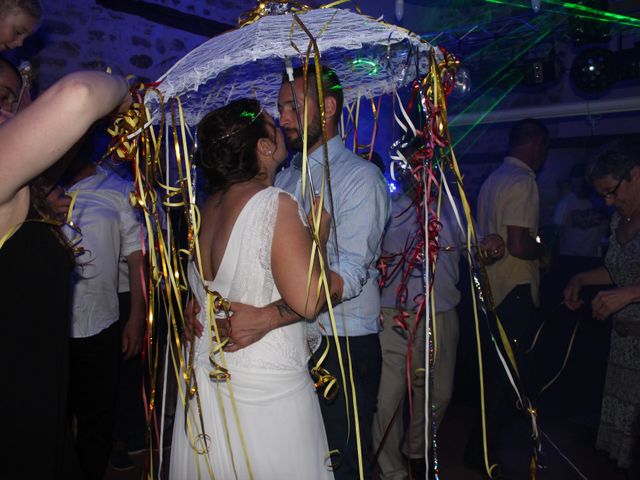 Le mariage de Mickaël et Charlotte à Tennie, Sarthe 57