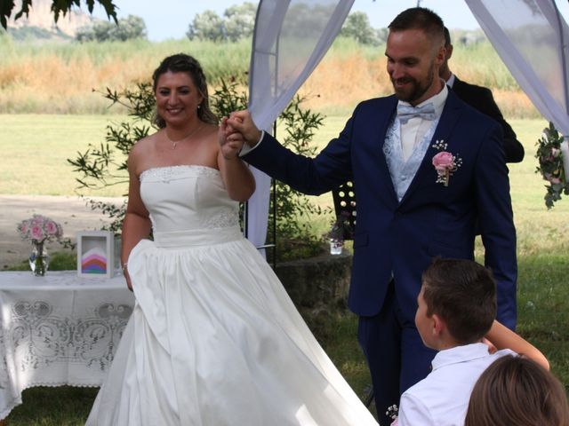 Le mariage de Jérôme  et Laetitia à Mondragon, Vaucluse 12