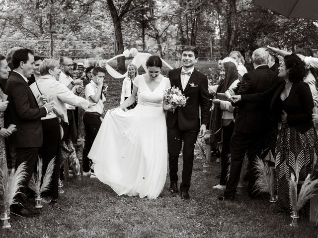 Le mariage de Paul et Agathe à Saint-Aulaye, Dordogne 37