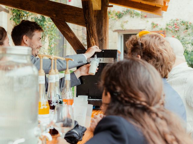 Le mariage de Paul et Agathe à Saint-Aulaye, Dordogne 49