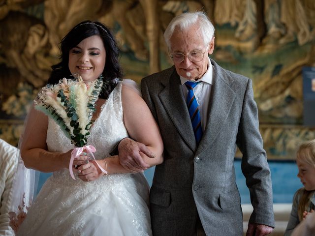 Le mariage de Julien et Sandra à Aubigny-sur-Nère, Cher 49