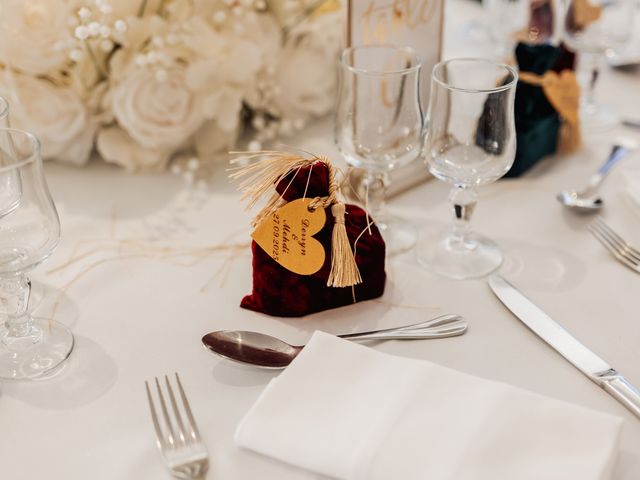 Le mariage de Derryn et Mehdi à Marseille, Bouches-du-Rhône 55
