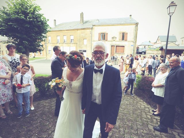 Le mariage de Sylvain et Lucie à Vouziers, Ardennes 23