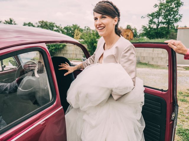 Le mariage de Maxime et Charlène à Mornand-en-Forez, Loire 10