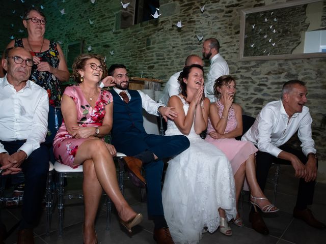 Le mariage de Simon et Floriane à Carhaix-Plouguer, Finistère 42