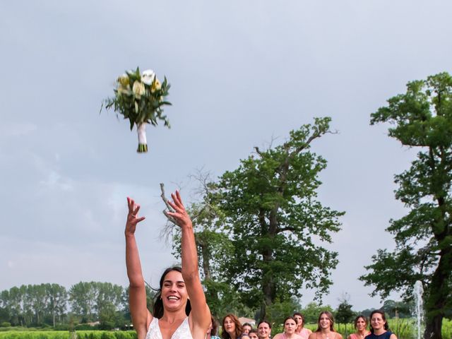 Le mariage de Matthieu et Chloé à Vertheuil, Gironde 31