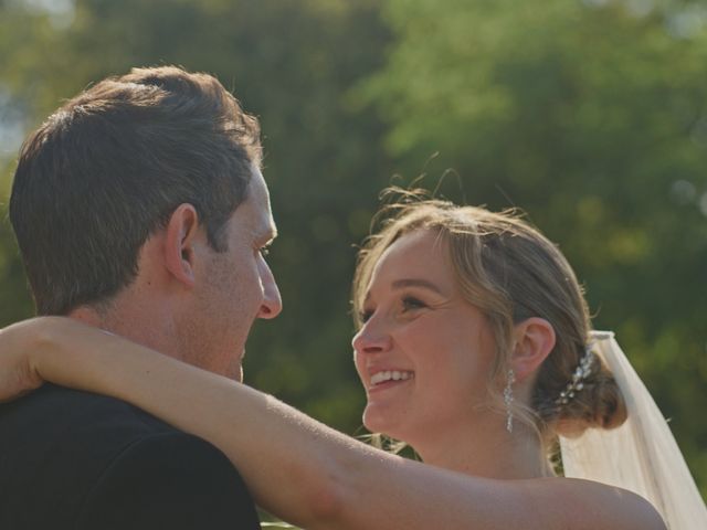 Le mariage de Josh et Ellie à Clérac, Charente Maritime 11