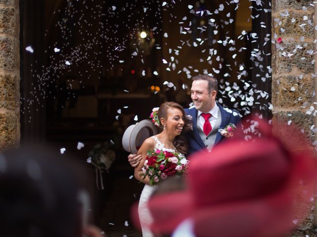 Le mariage de Julien et Juanita à Vaugrigneuse, Essonne 7