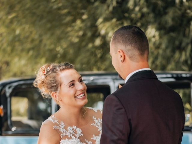 Le mariage de Coline et Thomas à Melle, Deux-Sèvres 6