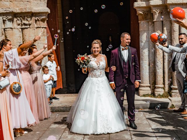 Le mariage de Coline et Thomas à Melle, Deux-Sèvres 25