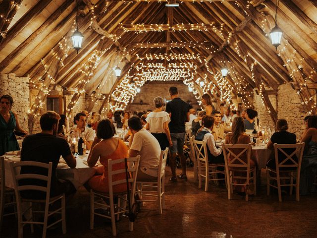 Le mariage de Thomas et Marine à Saint-Jean-de-Laur, Lot 130