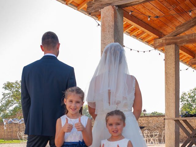 Le mariage de Joris et Corinne à Châtonnay, Isère 13