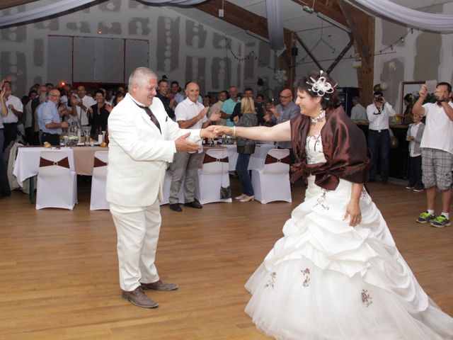 Le mariage de Jean-Claude et Mélanie à Belvezet, Lozère 75