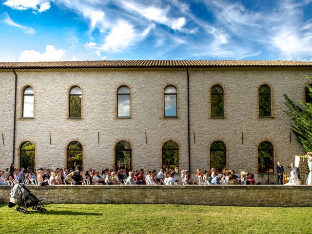 Le mariage de Ludovic et Johanne à Monteux, Vaucluse 16