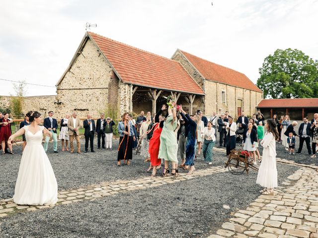 Le mariage de Romain et Hélène à Varennes-Jarcy, Essonne 127