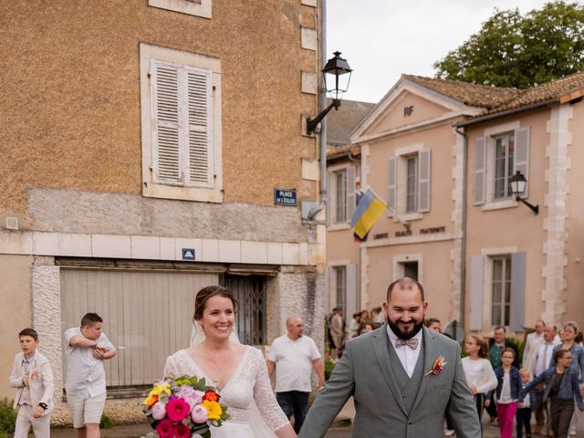 Le mariage de Cyril et Samantha à Rouillé, Vienne 56