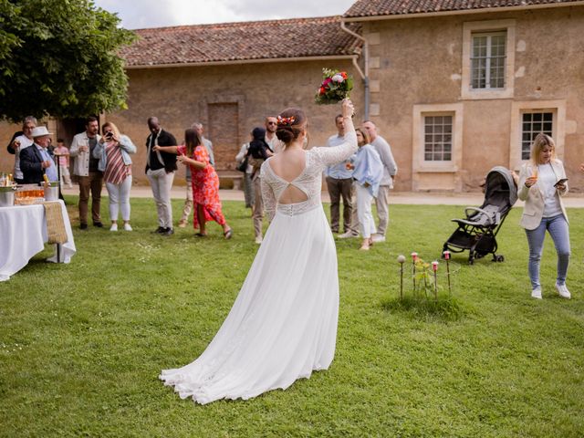 Le mariage de Cyril et Samantha à Rouillé, Vienne 90