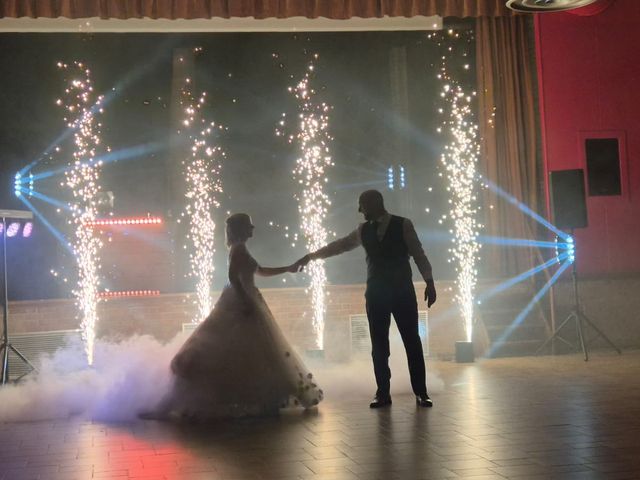 Le mariage de Sottiau  et Pauline à Saint-Hilaire-sur-Helpe, Nord 1