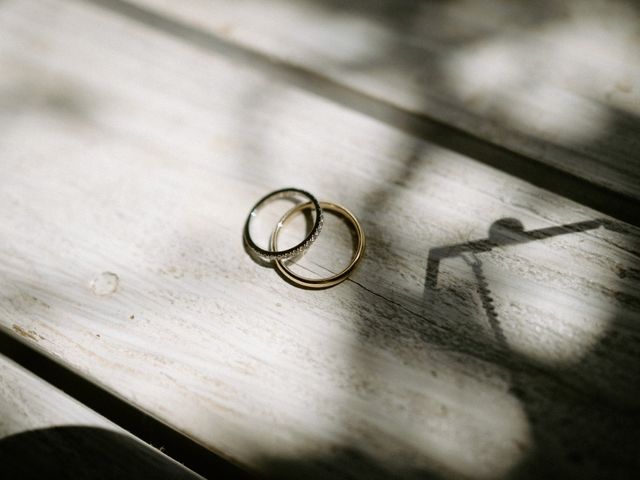 Le mariage de Arnaud et Cécile à Grignan, Drôme 14