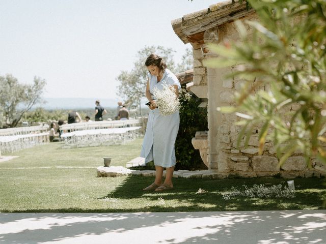 Le mariage de Arnaud et Cécile à Grignan, Drôme 15