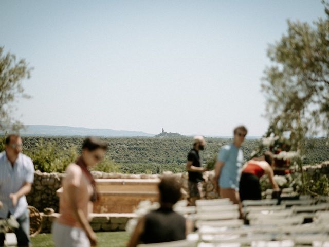 Le mariage de Arnaud et Cécile à Grignan, Drôme 17
