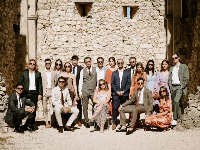 Le mariage de Arnaud et Cécile à Grignan, Drôme 31
