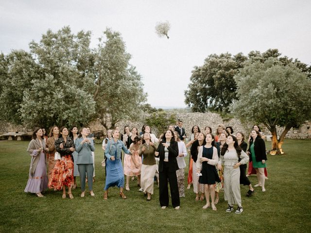 Le mariage de Arnaud et Cécile à Grignan, Drôme 64