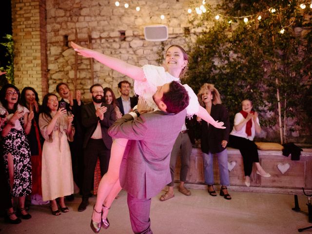 Le mariage de Arnaud et Cécile à Grignan, Drôme 84