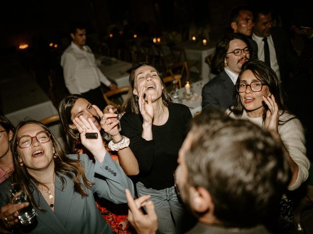 Le mariage de Arnaud et Cécile à Grignan, Drôme 87