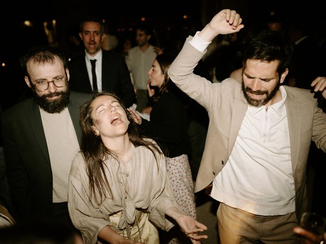 Le mariage de Arnaud et Cécile à Grignan, Drôme 88