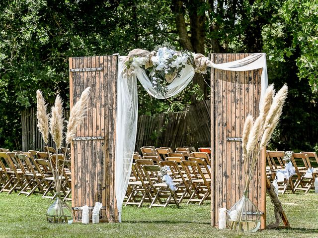 Le mariage de Valentin et Anna à Thuré, Vienne 35