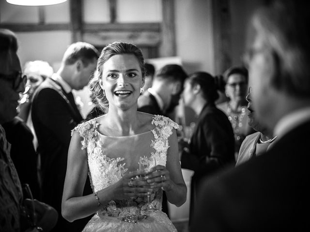 Le mariage de Pierre-Alexandre et Julie à Ablis, Yvelines 34