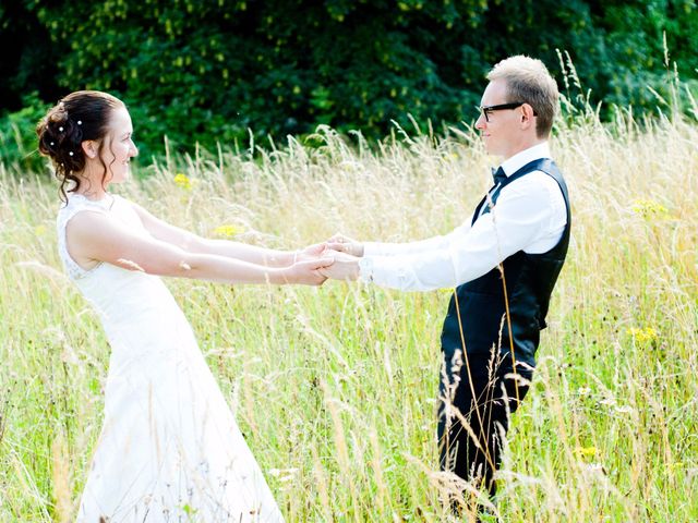 Le mariage de Aurélien et Clarisse à Sedan, Ardennes 18