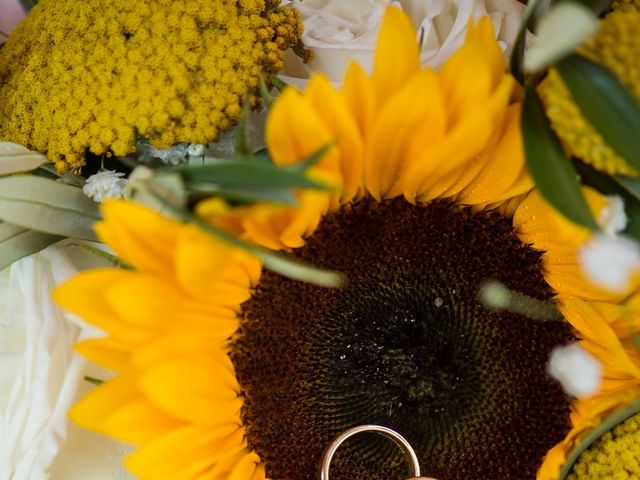 Le mariage de Bruno et Pauline à Buoux, Vaucluse 4