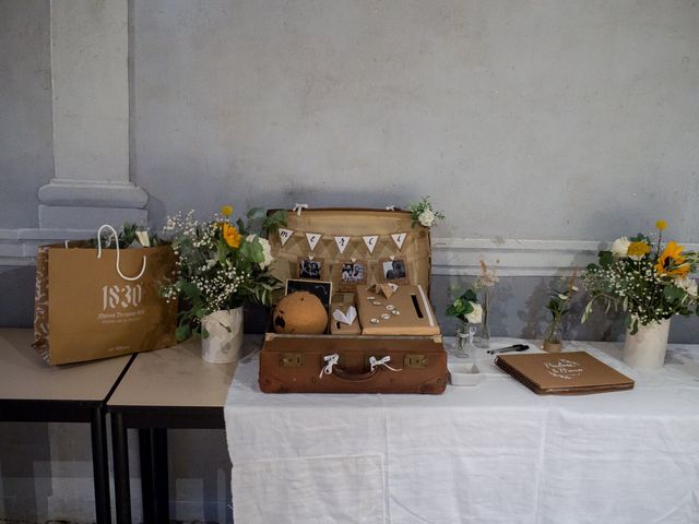 Le mariage de Bruno et Pauline à Buoux, Vaucluse 17