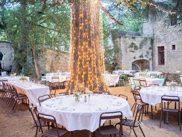 Le mariage de Bruno et Pauline à Buoux, Vaucluse 18