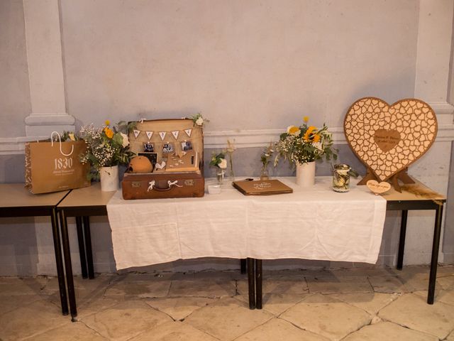 Le mariage de Bruno et Pauline à Buoux, Vaucluse 21