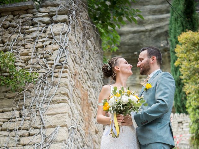 Le mariage de Bruno et Pauline à Buoux, Vaucluse 28