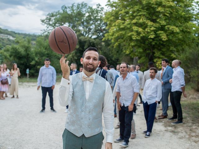 Le mariage de Bruno et Pauline à Buoux, Vaucluse 34