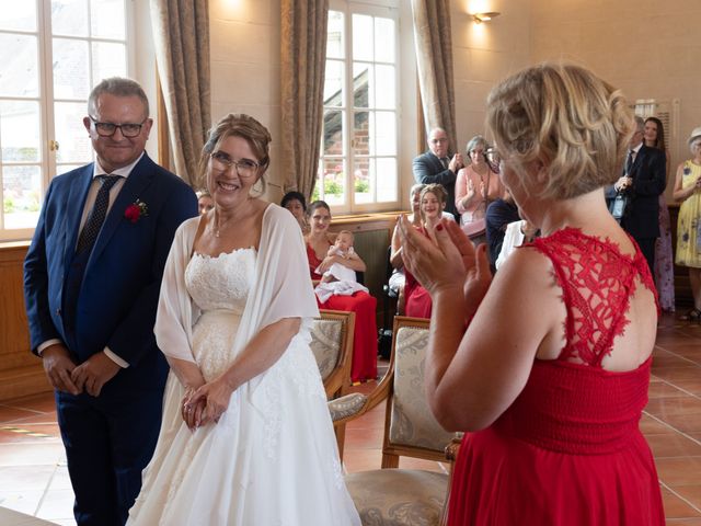 Le mariage de Romuald et Nathalie à Ressons-sur-Matz, Oise 15