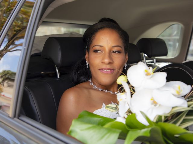 Le mariage de David et Sandra à Bron, Rhône 2