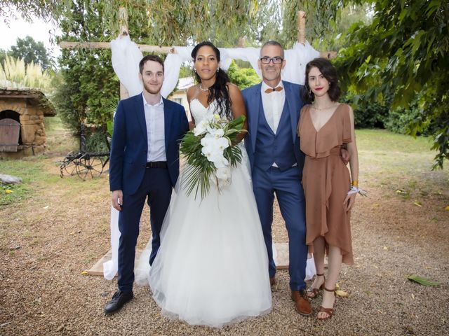 Le mariage de David et Sandra à Bron, Rhône 27