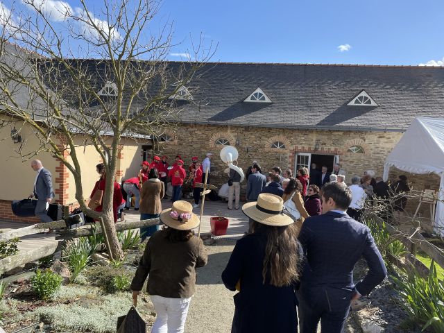 Le mariage de Aurélien et Laure à La Meignanne, Maine et Loire 6